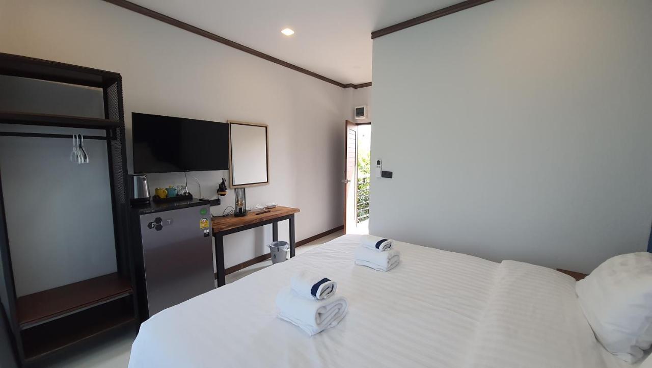 Sabua The Terrace Homestay Uthai Thani Exteriör bild