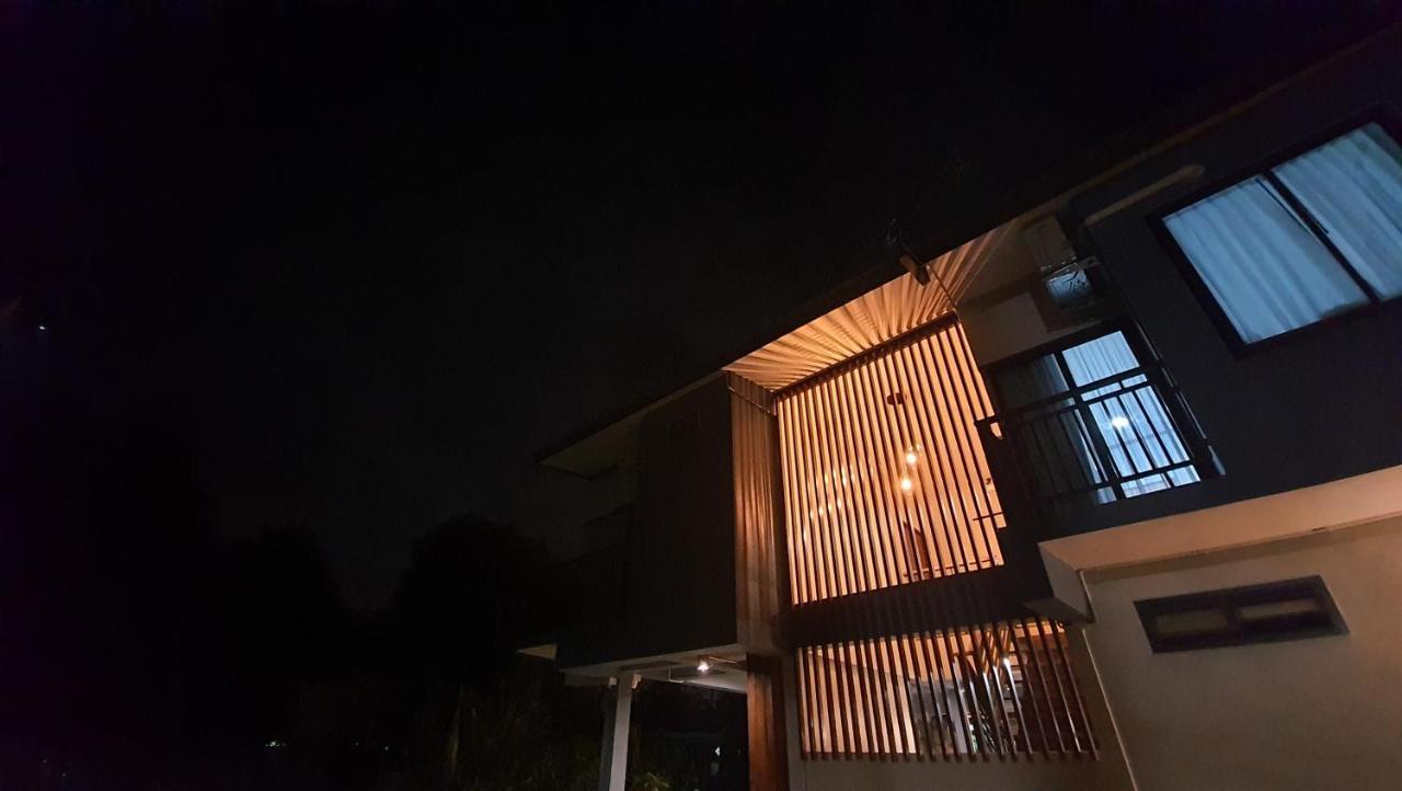 Sabua The Terrace Homestay Uthai Thani Exteriör bild